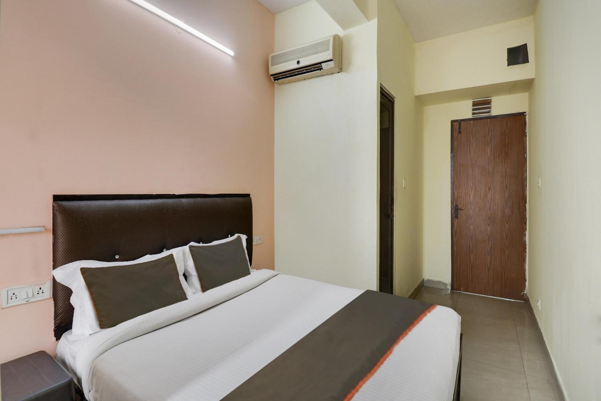 O Royal Galaxy Hotel Bangalore
